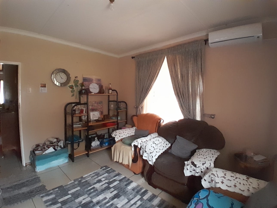 4 Bedroom Property for Sale in Kathu Northern Cape